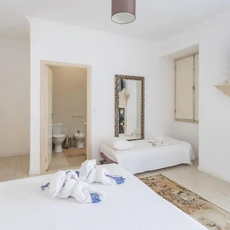 Palacio Nova Seara 2503 Al Bed & Breakfast *